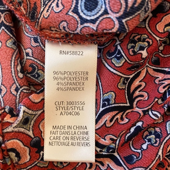 GUC, Max Studio Wide Leg, Red Patterned Pants, Size M - Picture 5 of 10